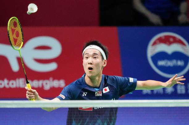 羽毛球比赛的发球、接发球原则及技巧详解