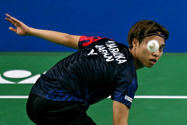 学校体育设施收费合理吗？羽毛球场成焦点