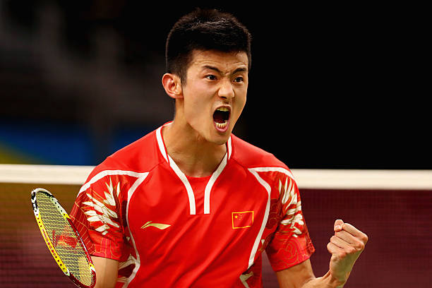 Eagle羽毛球拍材质与科技解析：为何备受关注？