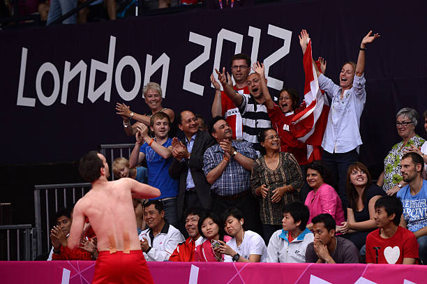 林丹福州见面会火爆现场：与家乡球迷温情互动