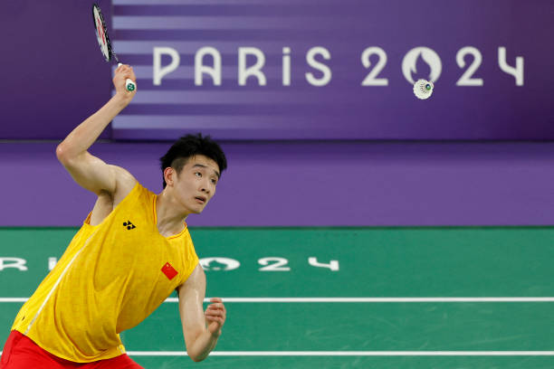 4U和5U羽毛球拍对比：进攻型与速度型选手如何选？