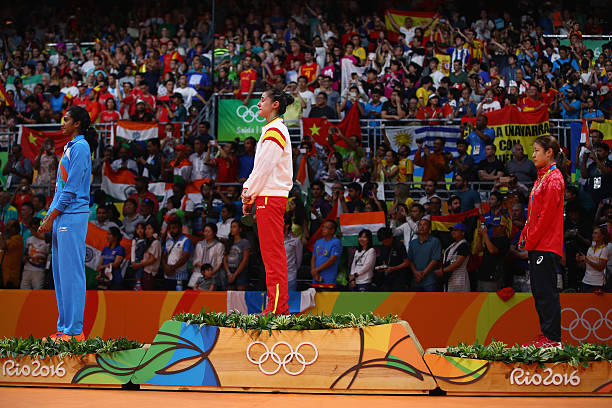 100元预算也能买到好拍子？这几款实测真香！