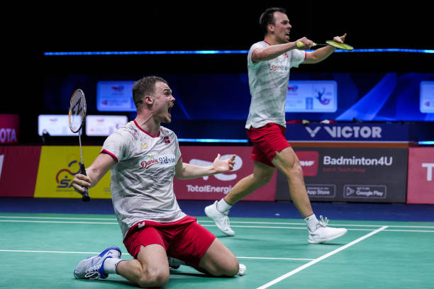 羽毛球入门必看！规则与打法全面解析