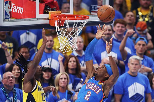 雨燕直播网带你直击NBA赛场：球星表现全解析