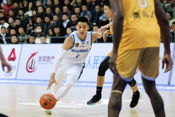 如何辨别篮球架是否通过国际篮联认证？