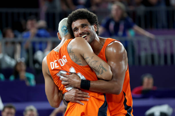 亚洲杯篮球赛直播：亚洲强队激战，精彩瞬间一网打尽