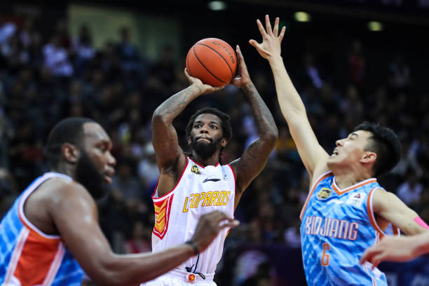 篮球迷必看：扣篮术语全解析，让你秒变内行！