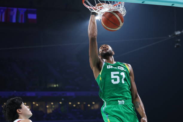 湖人官方微博：总决赛经典回顾，2020年泡泡园区夺冠之路！