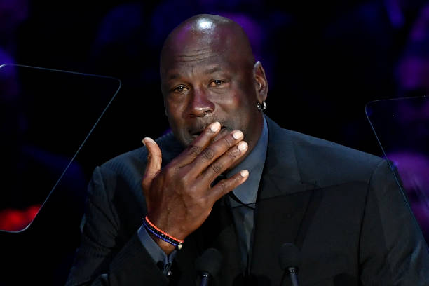 今晚CBA赛事直播指南：时间、球队、平台