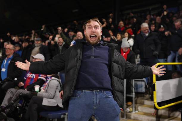 法甲升降级球队的工资困境：低预算如何生存于顶级联赛？