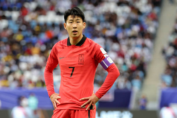 为什么球员会被红牌罚下?常见原因盘点