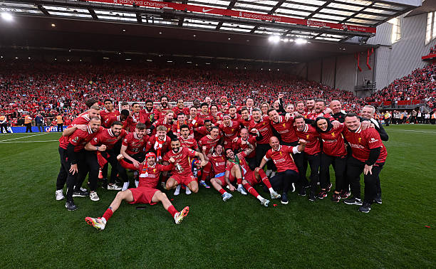 皇马真核！卡瓦哈尔MVP级表现率队第15次捧起大耳朵杯