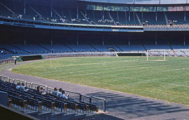 足球场建设必知：符合FIFA标准的场地面积与划线规则