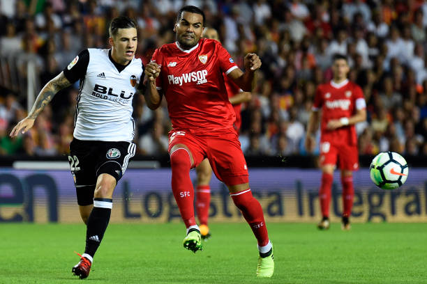 马拉多纳上帝之手事件全解析:究竟是哪只手创造了历史?