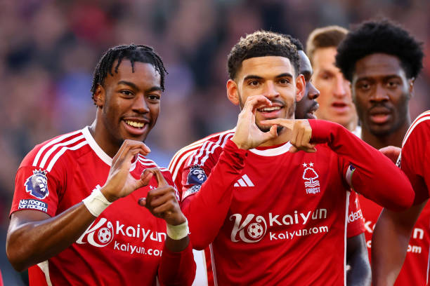 点球定胜负：足球比赛中的残酷与公平