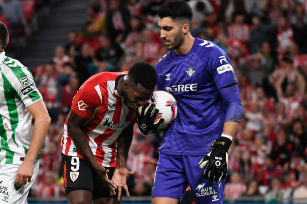 新手必看！八人制足球场尺寸与规则详解（含视频讲解