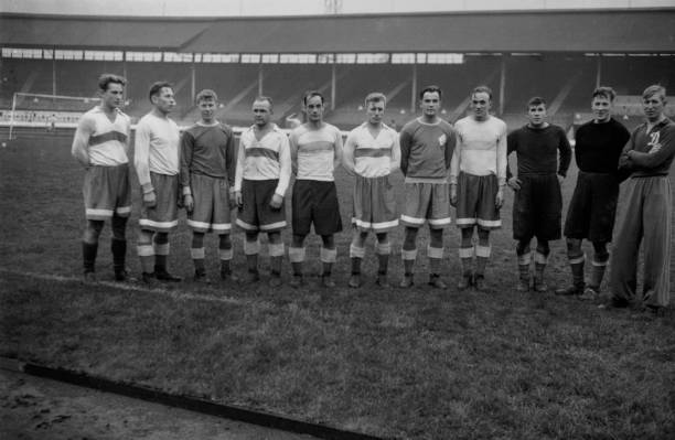 足球记忆：巴乔小时候的照片，藏着多少梦想与坚持？