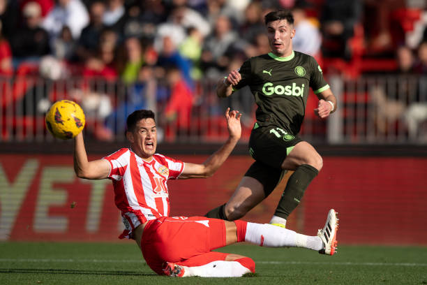 头球破门不再难!实况足球争顶操作细节教学