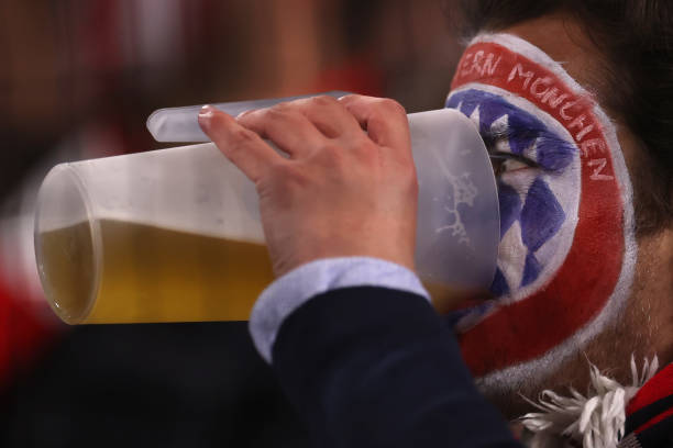 经典案例解析:历史上那些改变比赛走势的快发任意球