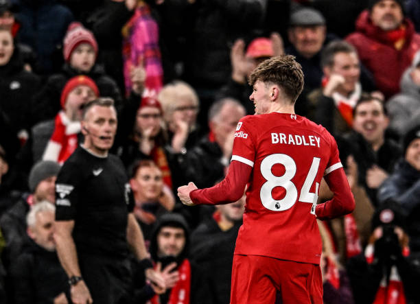 足球迷福音!支持多解说、高清画质的直播软件盘点