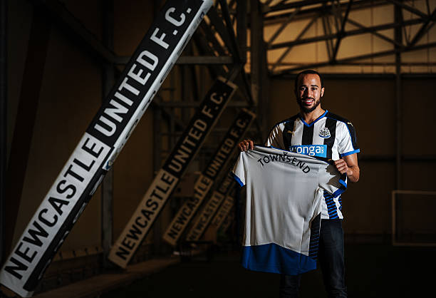 从姆巴佩的踢法看现代足球前锋的演变