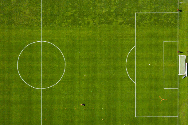 10号球衣的象征意义:从马拉多纳到梅西