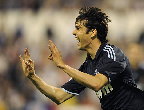 天意安排！梅西用马拉多纳式进球完成跨时代致敬