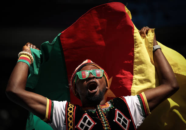 风格：引人深思，突出反差和成就