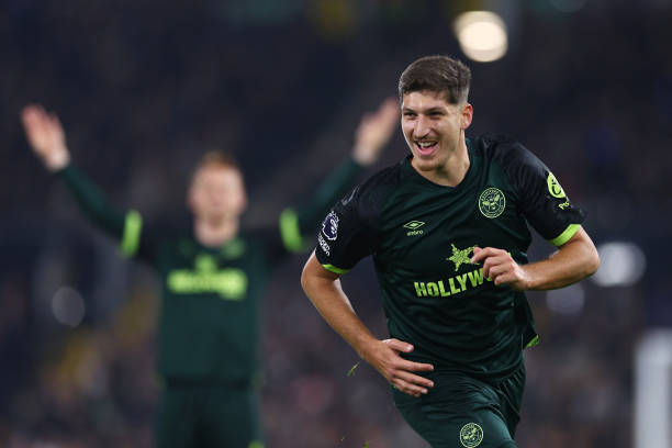 > 巅峰对决落幕！高卢雄鸡再度啄伤日耳曼战车，最终比分揭晓