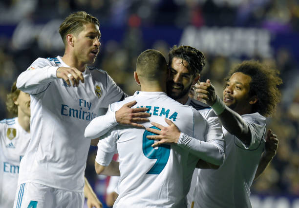 盖德穆勒的身体素质与技术特点：为何他成为传奇射手