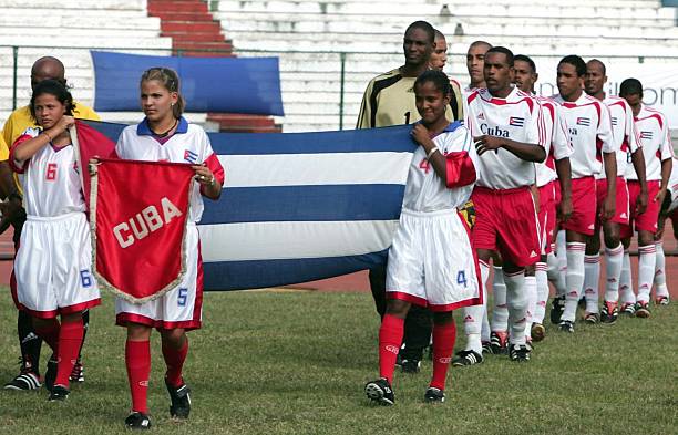 欧冠奖金分成案例解析：上赛季冠军球队收入有多少？