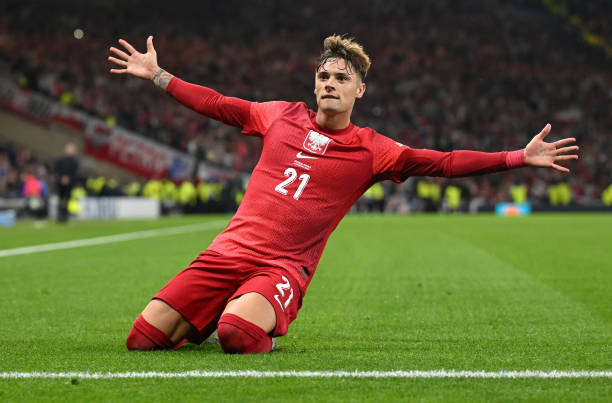 欧冠新格局：36支球队的晋级之路与挑战