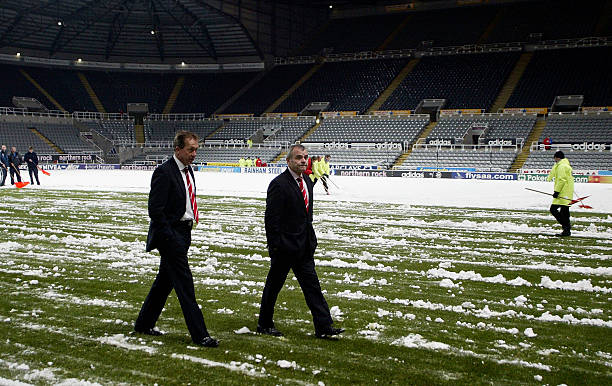 足球场造价对比：专业级vs业余级，差距有多大？