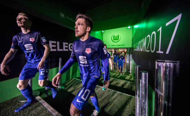 周末狂欢！澳大利亚足球联赛（AFL）多场赛事同步直播，哪场最值得看？