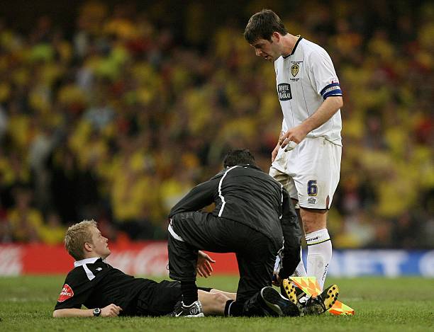 皇马欧冠决赛越位争议集锦:球迷怒斥裁判不公