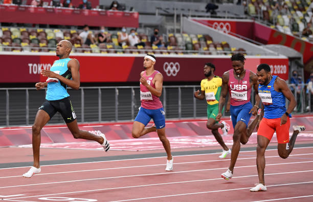 吴敏霞老公播音视频：从体育圈到播音界的跨界尝试