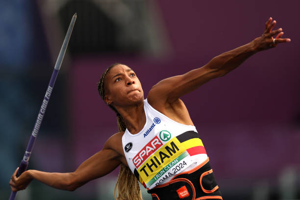 豪门太太郭晶晶的穿搭价格，原来这么接地气