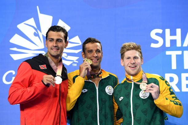 从进水到发炎:详解耳朵进水的正确处理与错误做法