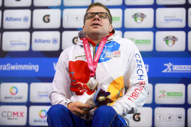 游泳达人分享:如何科学安排游泳频率