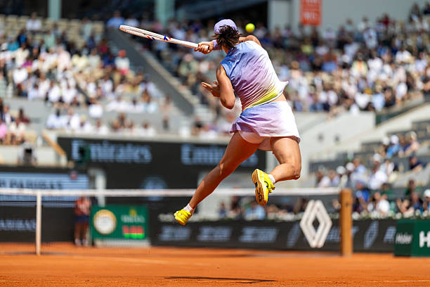 女子网球新秀排名飙升：未来之星崭露头角