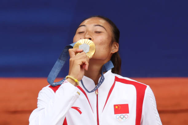 多哈网球公开赛直播:郑钦文对阵强敌,精彩不容错过