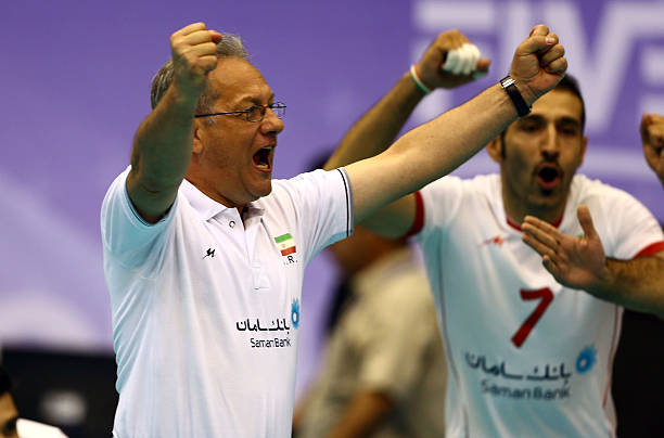 发球触网后的战术调整：高手都是这样做的