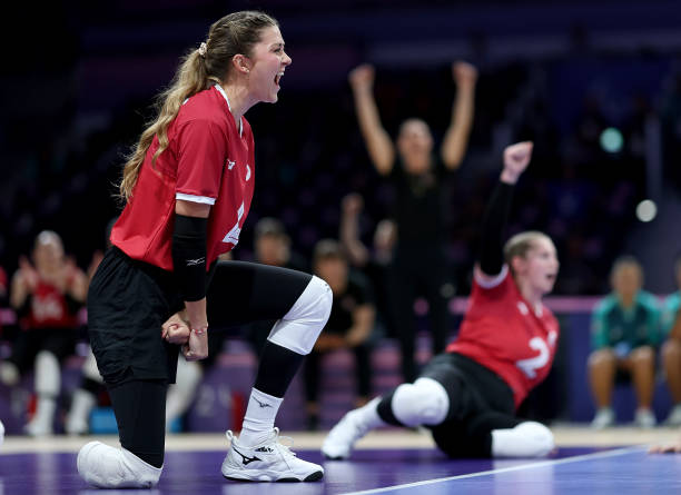 排球综合手法训练：视频教程全集带你全面掌握各项技术