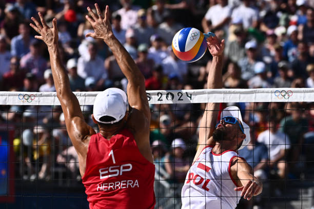 燕背飞姿势的养生功效与现代健康价值